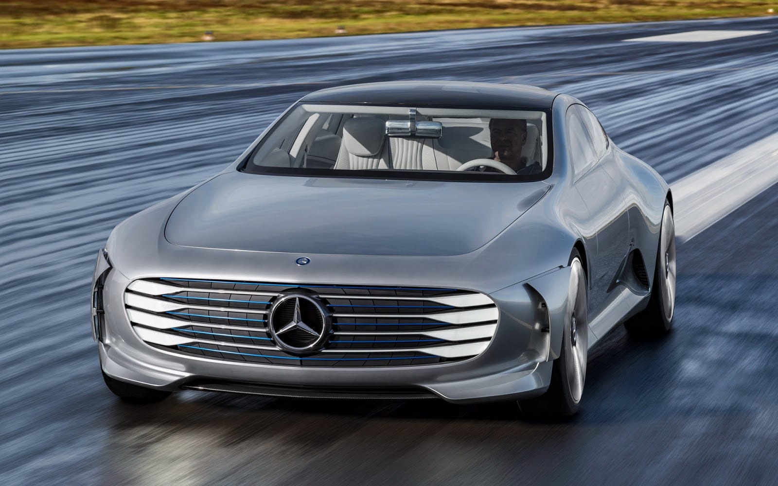 Mercedes to Unveil an Entire Fleet of Electric Vehicles