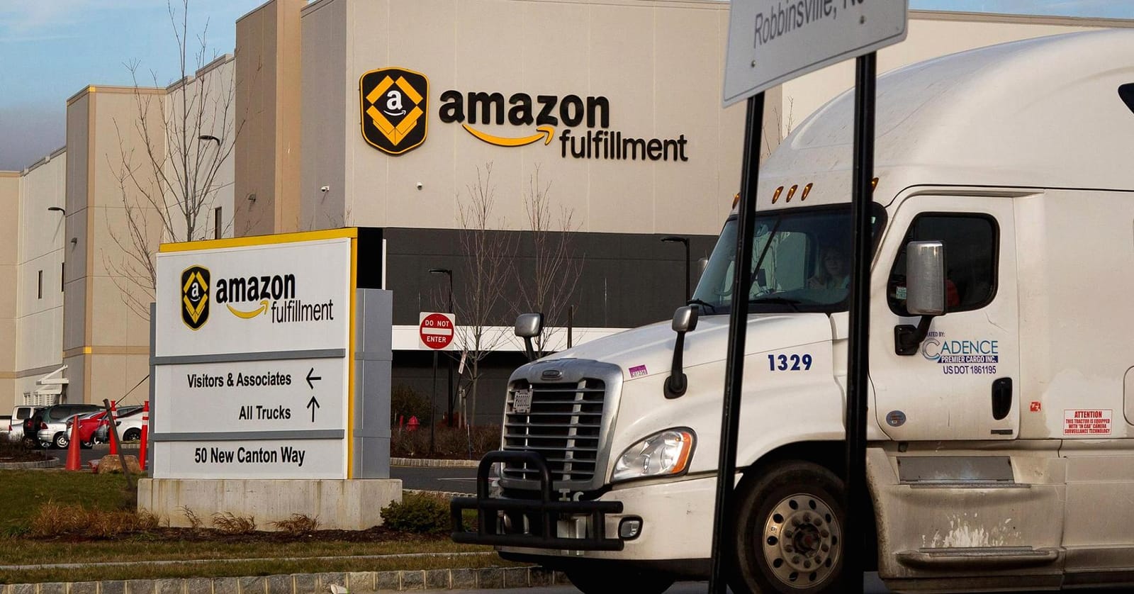 This Online Giant is Building its own Full-Service Logistics Network
