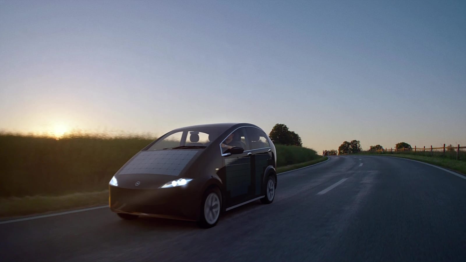 Solar Panel EV Startup Goes Crowdfunding