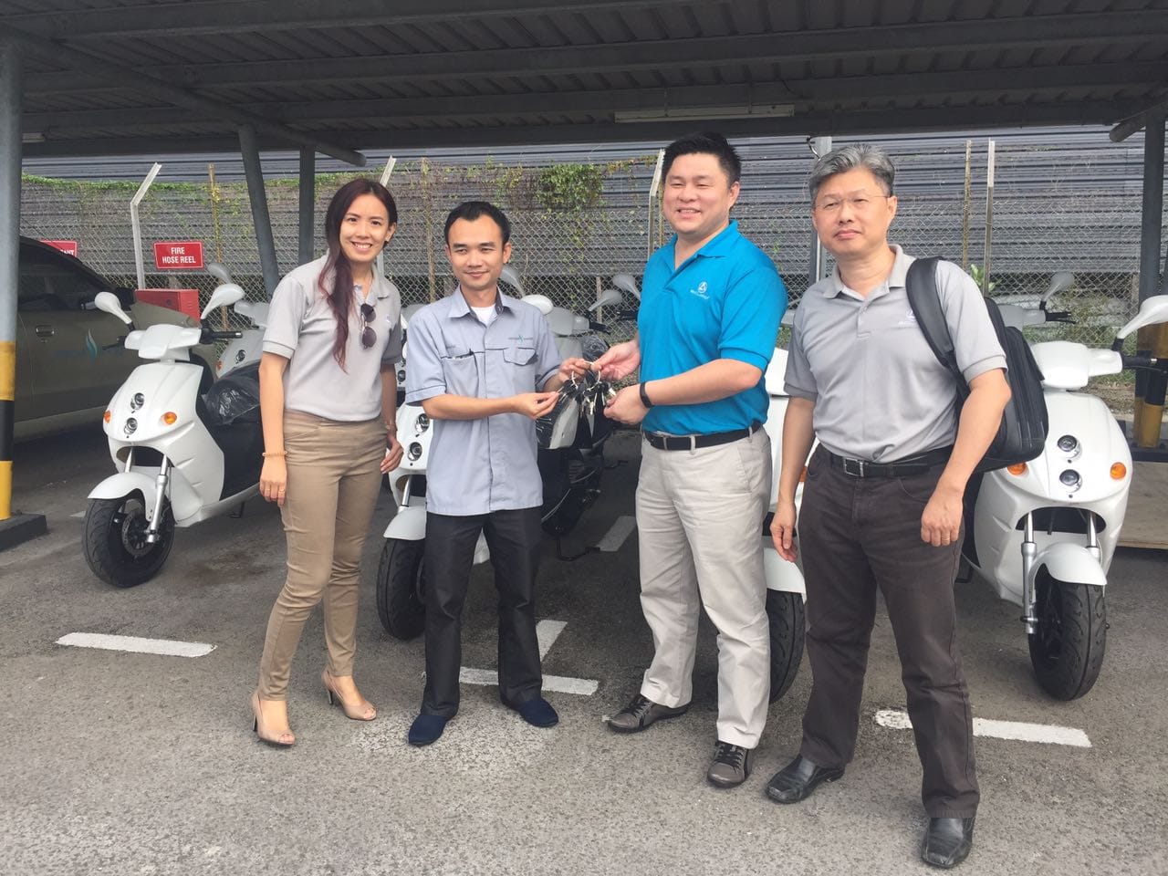 eclimo-handover-electric-bikes-to-sarawak-energy