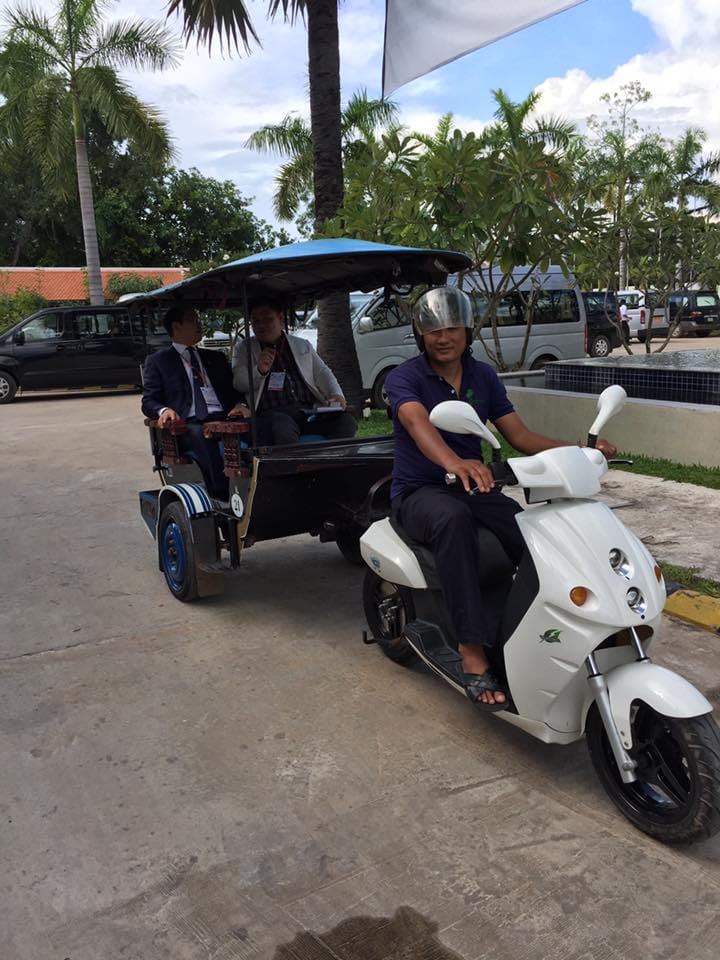 Malaysia Electric Scooter Eclimo tuk tuk in Siem Reap Cambodia.jpg