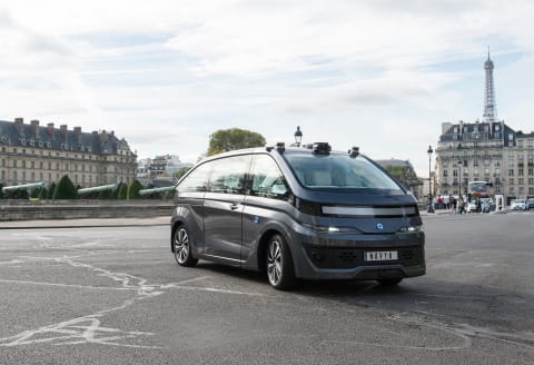 NAVYA Unveils First Fully Self-driving Electric Taxi Cab